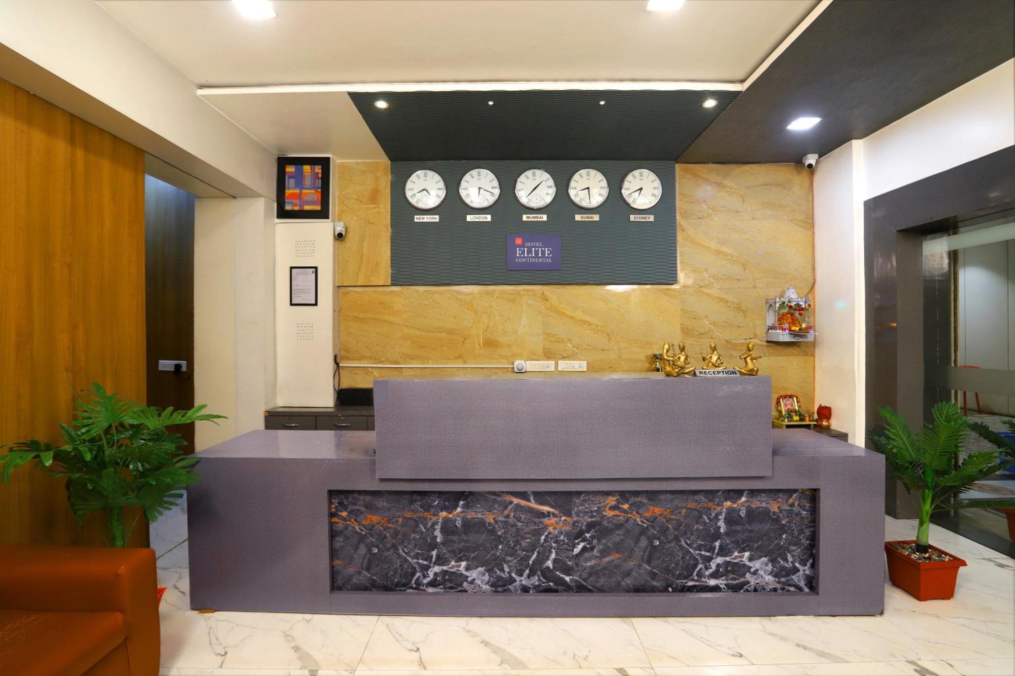 Hotel Elite Continental- Near Mumbai International Airport Andheri East Buitenkant foto