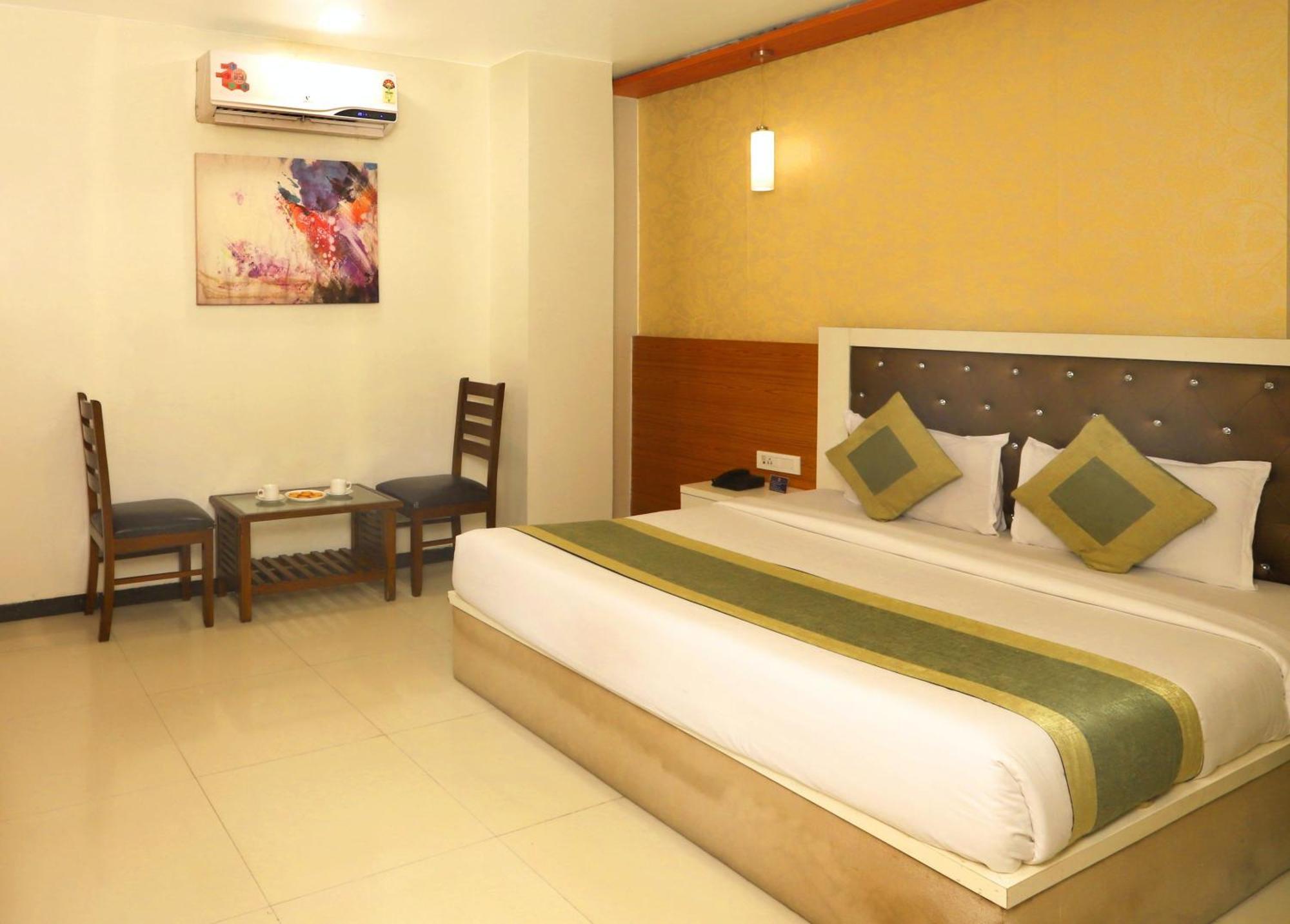 Hotel Elite Continental- Near Mumbai International Airport Andheri East Buitenkant foto